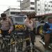 KBO Sat Samapta Polres Asahan Pimpin Patroli Bersepeda ke Pasar dan Pusat Keramaian Sekaligus Bagi Masker