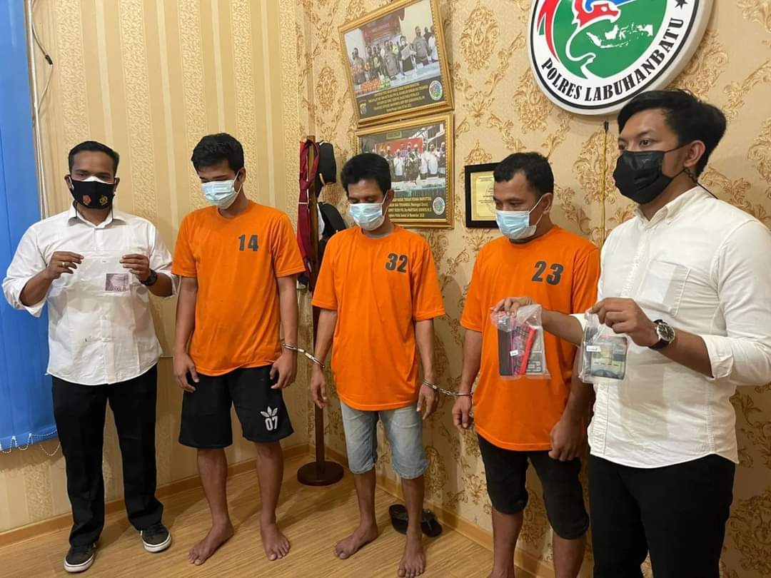 Polisi Tangkap 3 Pengedar Sabu di Desa Janji