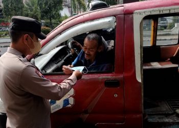 Polsek Siantar Barat Lakukan Imbauan Yustisi, Penegakan Prokes dan Bagi Masker