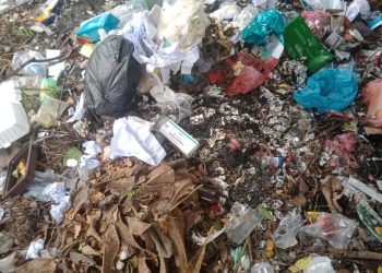 Masih Jam Kerja Para Pegawai Sudah Pulang, Warga Bingung Mau Berobat