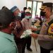 Kapolres dan Bupati Asahan Beri Hadiah Beras Serta Kain Sarung untuk Lansia yang Ikut Vaksinasi Presisi