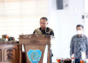 Bupati Labuhanbatu H Erik Adtrada Ritonga.