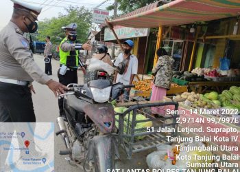 Kurangi Kesemrautan dan Kemacetan, Sat Lantas Polres Tanjungbalai Tertibkan Parkir Liar