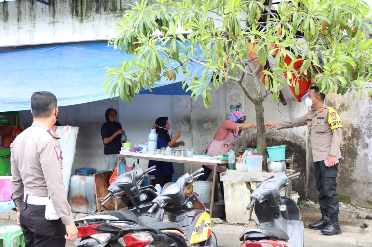 Edukasi Warga Patuhi Prokes, Kapolres Tanjungbalai Turun Ke Jalan