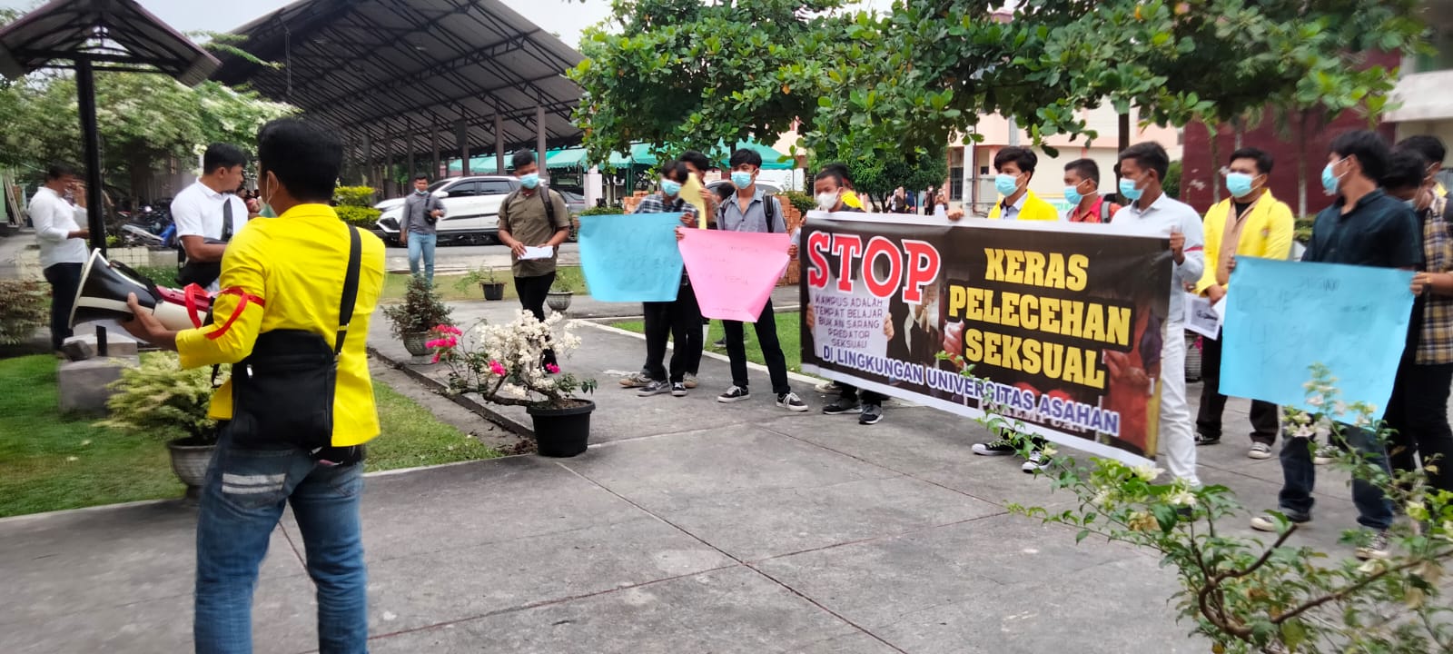 Puluhan Mahasiswa UNA Minta Pelaku Pelecehan Seksual Dipecat