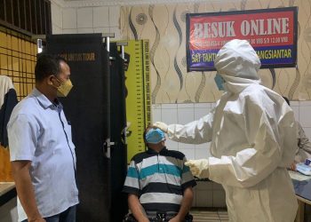 Tahanan Polres Pematangsiantar Jalani Tes Swab Antigen