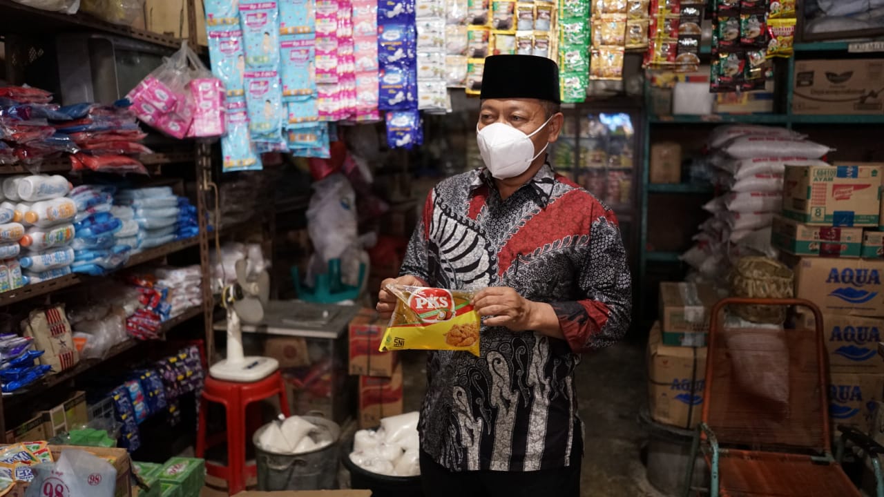 Plt Wali Kota Waris Thalib Monitor Harga dan Stok Sembako di Tanjungbalai Jelang Ramadhan