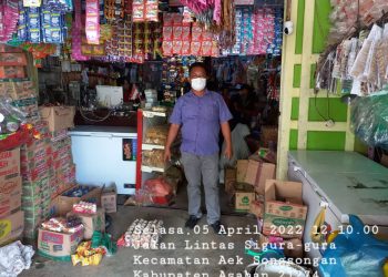 Kanit Intelkam Polsek Bandar Pulau  Asahan Blusukan ke Toko Grosir