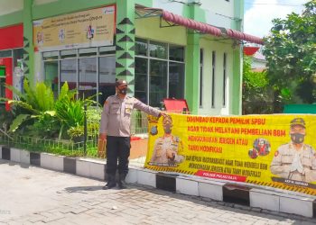 Polsek Pulau Raja  Asahan Pasang Spanduk Himbauan di SPBU