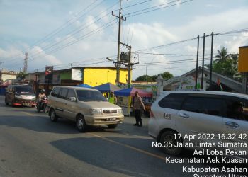 Personel Personel Polsek Pulau Raja Atur Arus Lalulintas