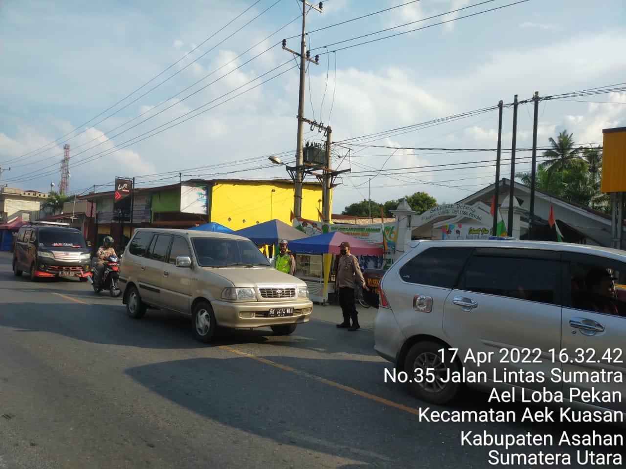 Personel Personel Polsek Pulau Raja Atur Arus Lalulintas