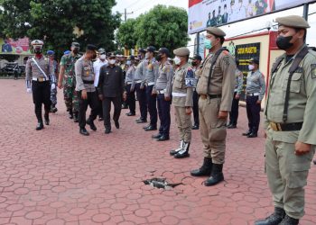 Bupati Asahan Pimpin Apel Gelar Pasukan OPS Ketupat Toba Tahun 2022,