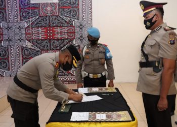 Kapolres Asahan Pimpin Serah Terima Jabatan Kabag SDM dan Kasat Reskrim