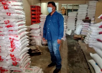 Personel Polsek Air Joman Asahan Monitoring ke Toko Grosi