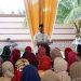 Bupati Labuhanbatu H Erik Adtrada Ritonga saat memberikan sambutannya pada pertemuan tersebut.