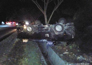 Mau Mudik L300 Terbalik di Jalinsum Asahan-Medan