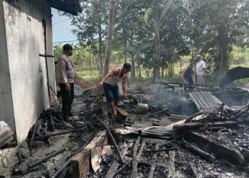 Rumah Supriadi di Meranti Asahan Terbakar
