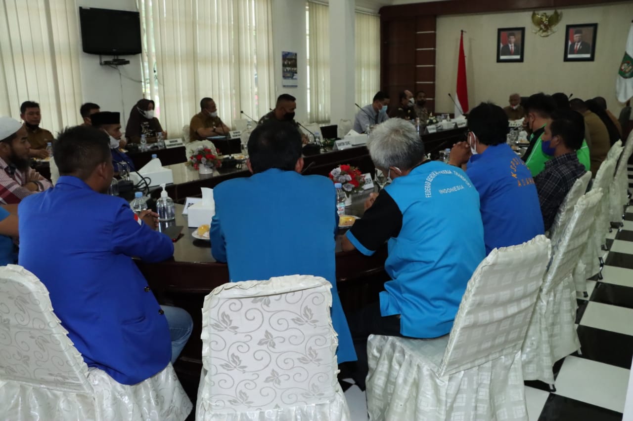 Kapolres Asahan bersama Forkopimda Hadiri Silaturahmi dengan Kepengurusan Buruh