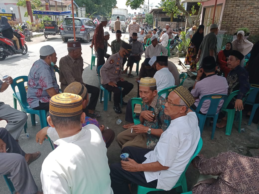 Orang Tua dari Bripka Toto Hadinata Meninggal, Kapolsek Air Joman Melayat ke Rumah Duka