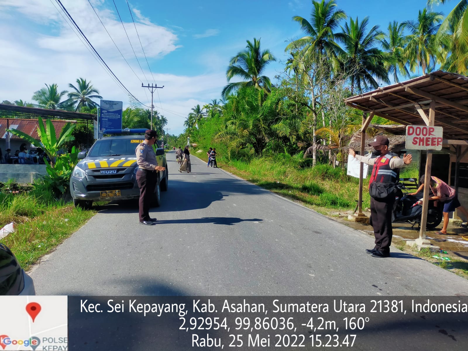 Personel Polsek Sei Kepayang Polres Asahan Laksanakan Pengaturan Lalu Lintas Sore Hari