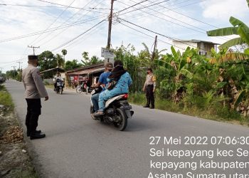 Personel Polsek Sei Kepayang Asahan Atur Arus Lalulintas
