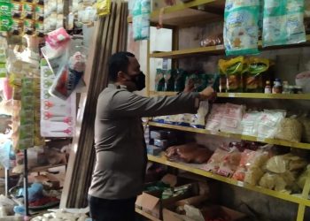 Hasil Pantauan Bhabinkmatibmas Polsek Prapat Janji ke Pasar Grosir, Harga Minyak Curah Rp19 Ribu per Kg