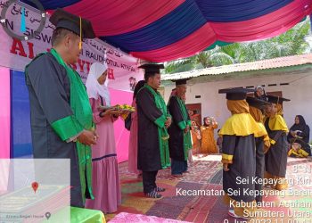 Kapolsek Sei Kepayang Hadiri Pelepasan Siswa/Siswi Raudhotul Athfal AL- Insyiroh