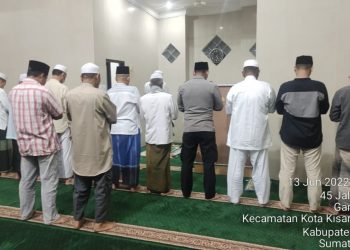 Kasat Samapta Polres Asahan Gasuling Damas Masjid Nurul Amin
