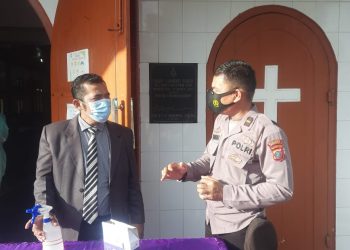 Sat Binmas Polres Asahan Kunjungi  Gereja HKBP di Kelurahan Gambir Baru Kisaran