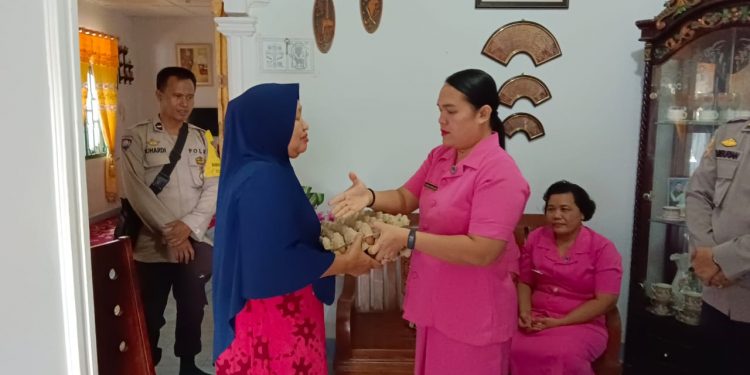 Kapolsek Bandar Pasir Mandoge  Silahturahmi ke Warakawuri Polri