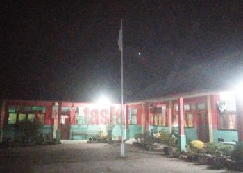 Kepala SDN 010096 Asahan Dituding Langgar UU RI No 24 Tahun 2009, Bendera Merah Putih Berkibar Siang dan Malam