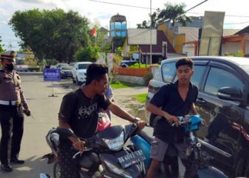 Operasi Patuh Toba 2022 Polres Tanjungbalai, Pengendara Tak Pakai Helm Dapat Teguran