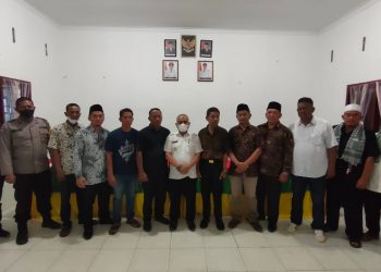 Hadiri Deklarasi Damai Pilkades, Ini Pesan Bhabinkamtibmas Polsek Pulau Raja