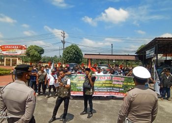 Massa GM PPMA dan Koptan HST Mandoge Geruduk Mapolres, BPN dan Kejari