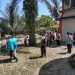Personel Polsek Bandar Pulau Bersama Dinas Peternakan Lakukan Pemeriksaan Kesehatan Hewan Qurban