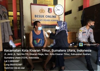 12 orang dengan rincian Vaksin 1 sebanyak 7 orang, Vaksin 2 sebanyak 2 orang, Vaksin 3 sebanyak 3 orang