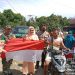 Polsek Bandar Pasir Mandoge dan Prapat Janji Asahan Bersama Forkopimcam Bagikan Bendera Merah Putih ke Warga