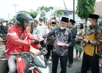 Tingkatkan Kesatuan dan Cinta Tanah Air, Pemkab Asahan Bagikan 10 Ribu Bendera Merah Putih