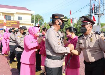 Lima Personil Polres Tanjungbalai Peroleh Kenaikan Pangkat