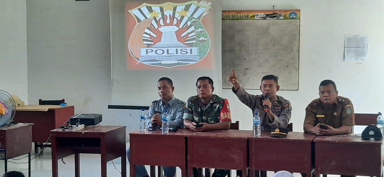 Waka Polsek Simpang Empat Imbau Siswa- Siswi SMP Negeri 3 Sungai Lama untuk Jahui Narkoba dan Taat Berlalulintas