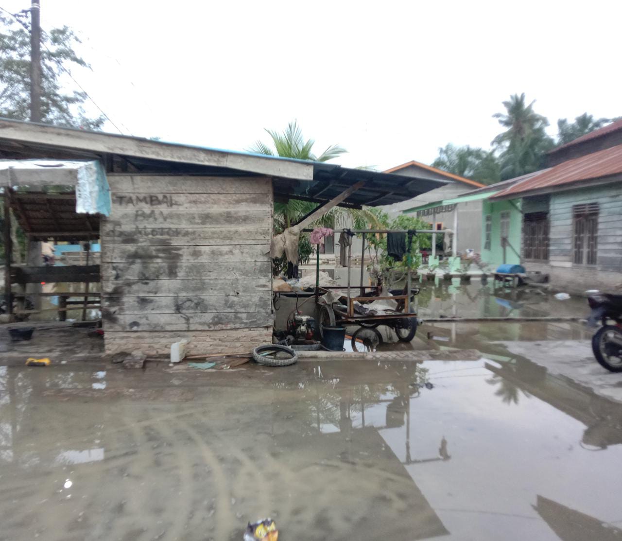 DPP Aspara Salurkan Bantuan Sembako pada Warga di Batubara yang Terdampak Banjir