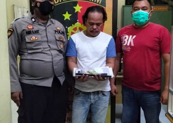 Lagi Asyik Nulis Nomor Togel, Polo Diciduk Reskrim Polsek Tanjungbalai Utara