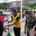 Ketua Bhayangkari Polres Asahan Ikut Andil Bersihkan Sampah dari Selokan di Kelurahan Selawan
