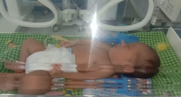 Bayi Siapa Ini, Dibuang di Belakang Rumah Warga, Dibalut Seragam Sekolah