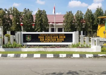 Hasil Pekerjaan di Jalan Durian Jantung Kisaran Retak dan Bergelombang, Dinas PUPR Asahan: Anggaplah Kita Sedang Bercinta