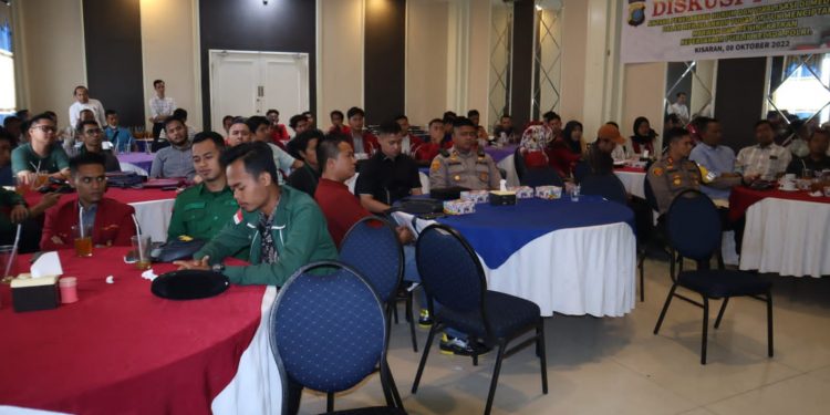 Kapolres Asahan Gelar Diskusi Penegak Hukum dan Viralisasi di Media Sosial dengan Mahasiswa Serta Wartawan