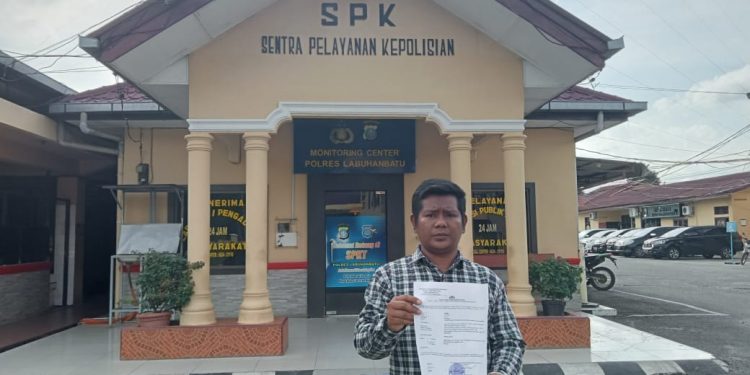 Salahseorang wartawan yang mendapat teror dari diduga pengusaha penampung cpo ilegal.