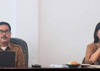 Kepala Bappeda Labuhanbatu Hobol Z Rangkuti saat memimpin rapat.