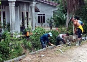 Plang Proyek Turap Desa Punggulan Berdiri Usai Kades Dikonfirmasi Kru Media