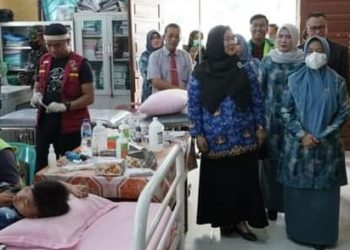 Asisten Pemerintahan Pemkab Asahan Wakili Bupati Asahan di Acara Pengobatan Gratis BKB